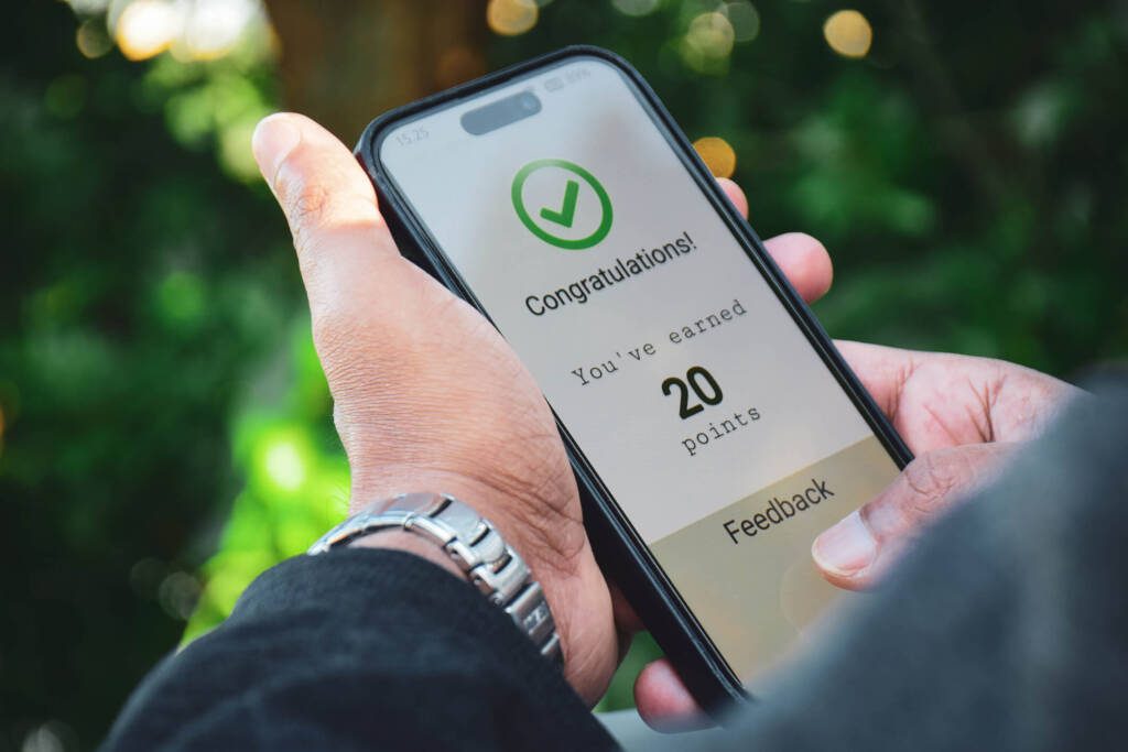 someone earning loyalty points from a c-store loyalty program