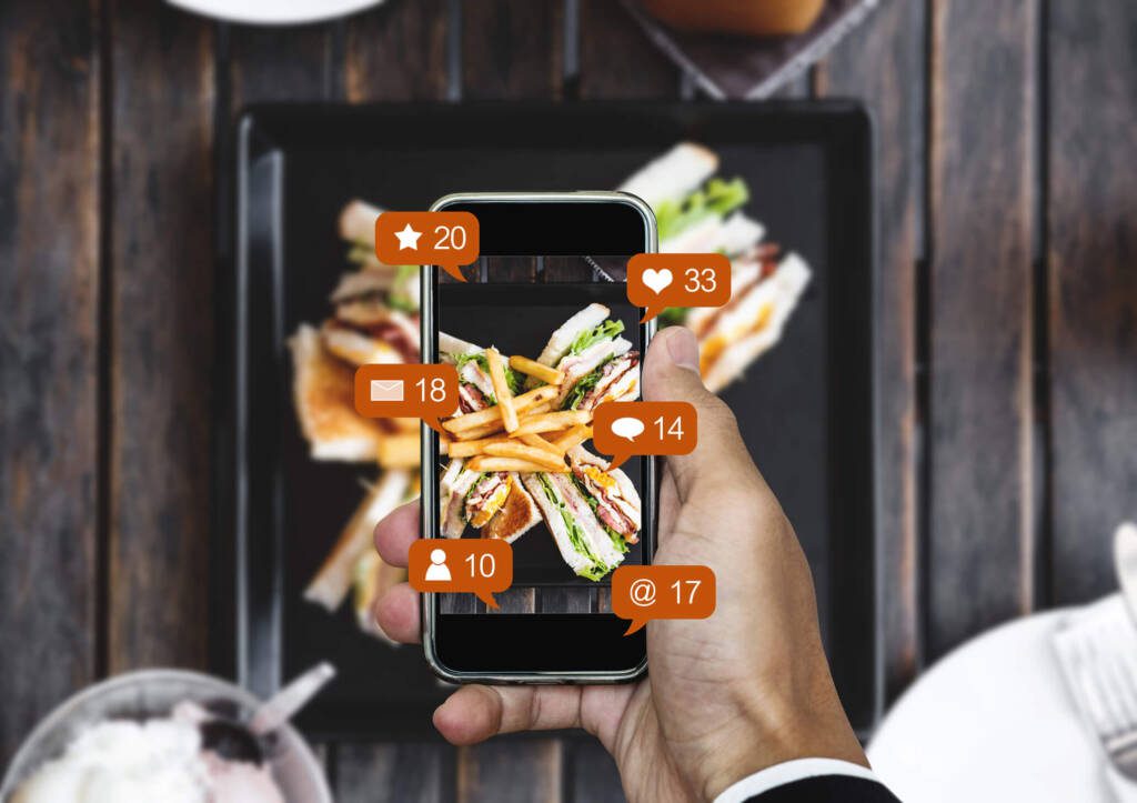a restaurant using social media as marketing